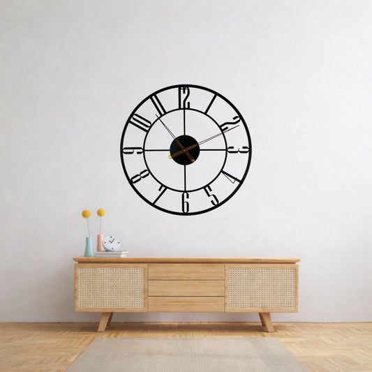 ساعة حائط معدنية حديثة كبيرة الحجم 64 × 64 سم - مزودة بأرقام