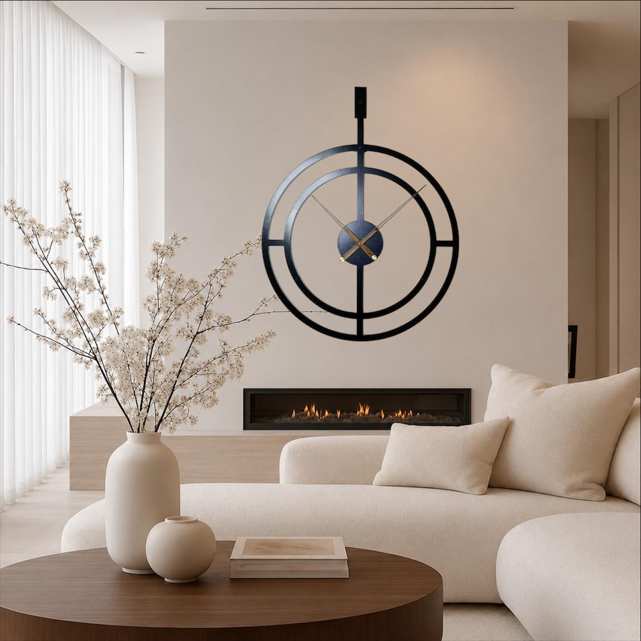 ساعة حائط معدنية كبيرة وفريدة من نوعها، مقاس 82 × 64 سم - تصميم عصري